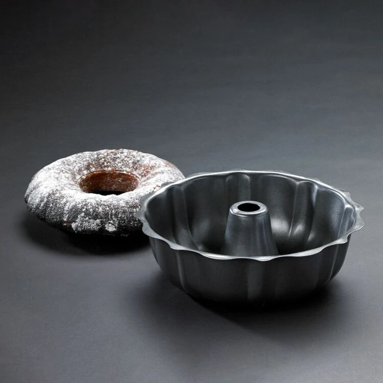 MasterPro Non-Stick Fluted Ring Cake Pan 24 X 24 X 8.5 Cm - Image 2