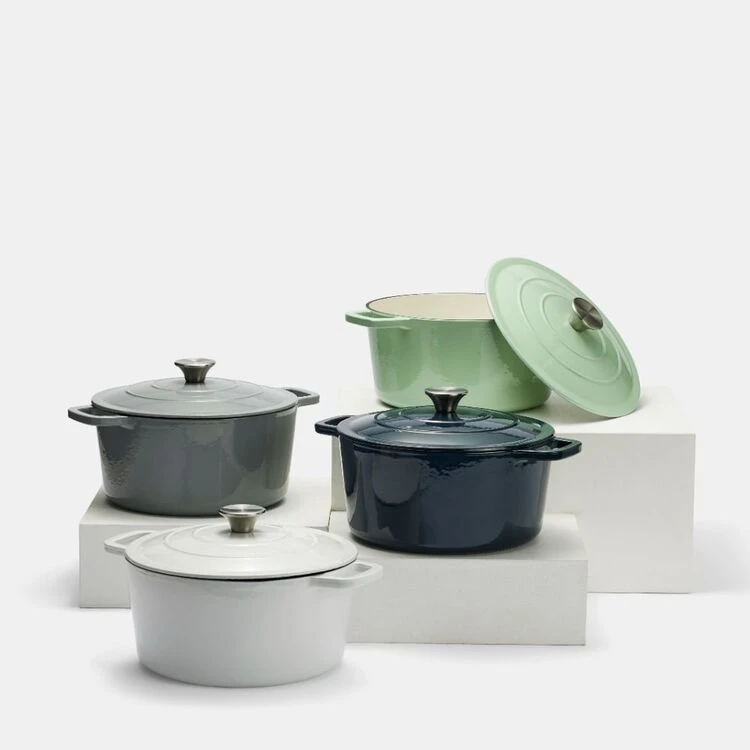 Smith & Nobel Traditions 5L Cast Iron Casserole White