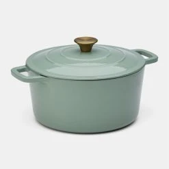 Smith & Nobel Luxe Cast Iron Casserole Light Green 5L